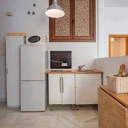 Doña Elvira Carreteria Apartamento
